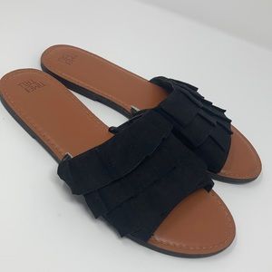 Time and Tru Black Ruffled Suede Slip On Flat Sandals 10